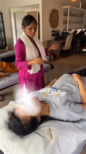 House of Sheelaa on Instagram: "In this video, Kanima one of our trusted healers is doing a Chakra Healing session. Now what is Chakra Healing? It is the cleansing, balancing and energising of your energy body, the spiritual skeleton that holds everything together. When your chakras are aligned and charged, your aura becomes stronger and life starts flowing with more ease instead of resistance. Why does it matter? We have seven key chakras. Each one affects an important part of our physical, emo