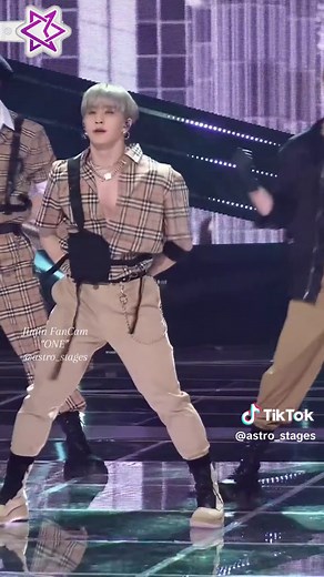 Jinjin FanCam 'ONE' ASTRO Performance