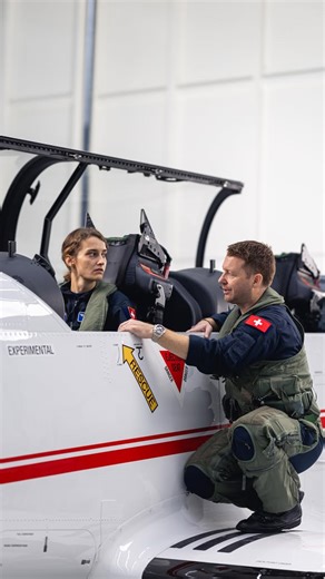 Experience precision, performance and Swiss excellence – the PC-7 MKX takes pilot training to the next level. | Pilatus Aircraft Ltd