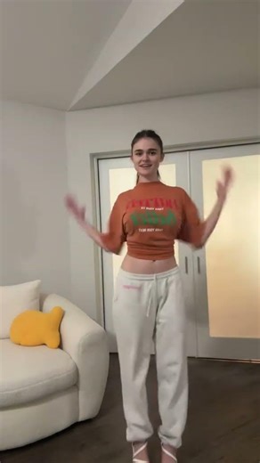 Heels w sweatpants😎😍 #short #shorts #Megilliam