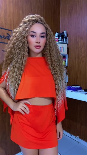 Os vídeos de karle/UGC Shop Creator (@karle_shop) com som original - karle/UGC Shop Creator