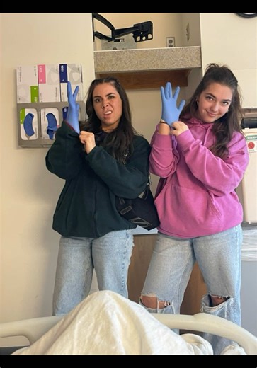 A trip to the emergency room… After a few tests, I was told my gallbladder needed removed. A few days in the hospital, a surgery and home now recovering. My daughters tried to lighten the mood while visiting me. 😂🤣 #gallbladderremoved #gallbladder #surgery #northeastohio #clevelandohio #clevelandrealtor #realestateagent #chriscaseandcompany #fyp