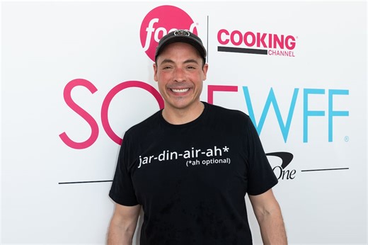 Jeff Mauro's Droolworthy Steakhouse Sandwich Recipe Proves Why He's the Sandwich King