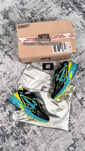 First look at Trapstard debut shoe - the Trispeed 3000 #trapstar #trapstarshoes #sneakers #sneakerhead #streetwear