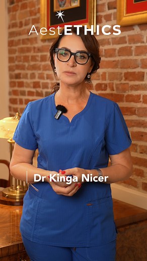 Zbyt długo piękno było sprowadzane wyłącznie do odbicia w lustrze. Dziś wiemy, że prawdziwa medycyna estetyczna sięga głębiej – do jakości życia, pewności siebie i świadomej troski o siebie. ⠀ „Jako lekarze musimy stawić czoła wyzwaniom - estetyce bez granic, presji trendów i nadużyciom” – podkreśla dr Kinga Nicer, specjalista dermatolog, Prezes Stowarzyszenia Lekarzy Dermatologów Estetycznych, które wspiera tę kampanię w Polsce. ⠀ To właśnie jest istotą AestETHICS: estetyka zakorzeniona w etyce