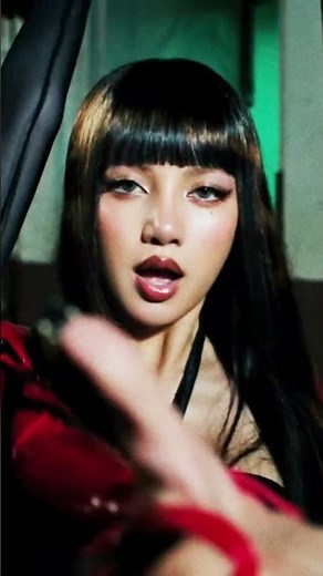 ⚡ LISA 🧿 'SAWADIKA' 🎤 VÍDEO OFICIAL 🔥 LA DIVA DEL BLACKPINK DESTRUYE YOUTUBE CON SU NUEVO HIT ✨
