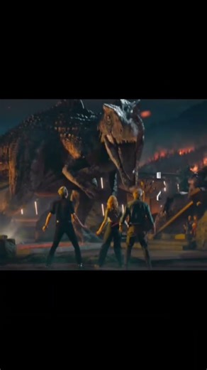 Zeb Giganotosaurus vs Ember Tyrannosaurus Rex