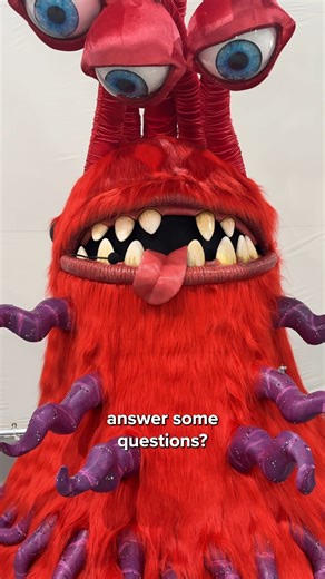 #GooglyEyesMask is clearly the strong, silent type. 😂 Watch his reveal on #TheMaskedSinger, streaming on Hulu now! | The Masked Singer