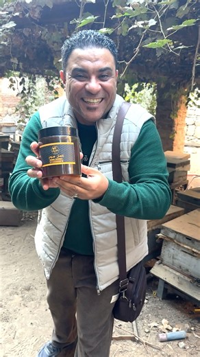 43K views · 301 reactions | جبتلك أفضل عسل سدر من سوهاج ومناحل الشريف وبالتحليل  #عسل #دعايةواعلان #مبيعات | احمد كيمو - Ahmed Kemo | Facebook