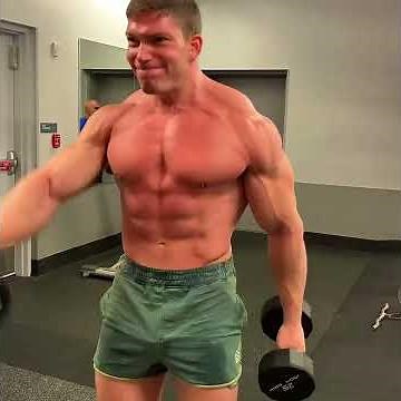 Front Raise Alternating (Dumbbell)