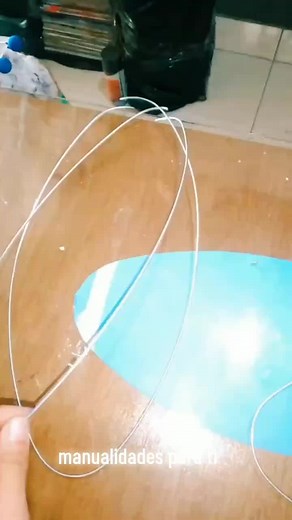 Cómo hacer una maqueta del átomo paso a paso