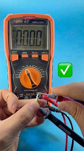How to test a fuse with a multimeter
