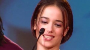 7.4K views · 753 reactions | Alizée Révélation française de l'année 2000 ❤ M6 Awards | Alizéе Updates | Facebook