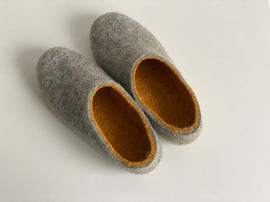 Boiled Wool Slippers: Handmade Felt Clogs, Hygge House Shoes - Etsy Canada