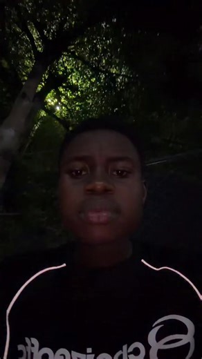 Joke apart she should stop all this nonsense, she don dey vex me, becaue u don fade away u come dey use TikTok Live, dey commit suicide 😡😒😒 if u come there again your TikTok will go home😡 #viralvideo #frypgシ #nigeria #gossip #hype