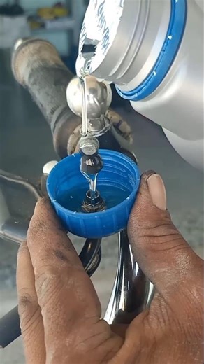How to splendor bs6 accelerator cable lubrication#shortvideo #splendor #cable #lubrication