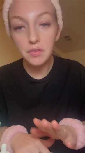 Spot cream that clears your acne #acne #acneprone #acneproneskin #skin1004 #clearskin