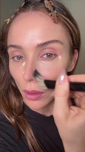 How To Everyday Makeup With Celebrity Makeup Artist, Mary Phillips