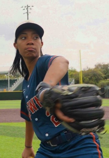 Mo'ne Davis, Little League World Series legend and WPBL draft pick is officially joining the Indianapolis Clowns. Welcome to the show, @Mo'ne #indianapolisclowns #bananaball #wpbl #llws #womeninsports