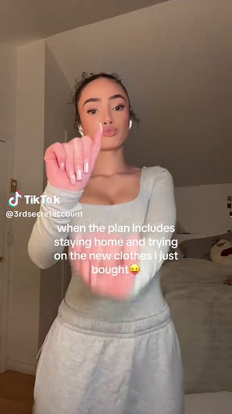 Try On Haul: Stylish Outfits for Staying Home