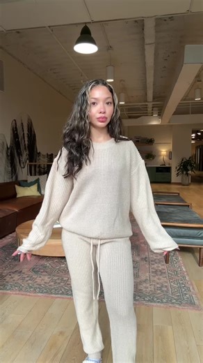 👉Shop now before it sells out. So soft and cozy.#tiktoklive #fashion #sweater #2pcset