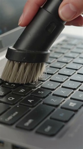 How to clean Laptop keyboard step by step #clean #laptop #cleaning #cleanoffice #cleaningtips