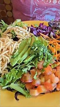 Cafe Yumm, Keizer Station 👍 #cafeyumm #yummbowl