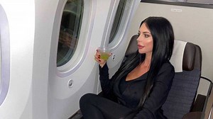 Yvonne Bar’s biography: age, birthday, measurements, net worth