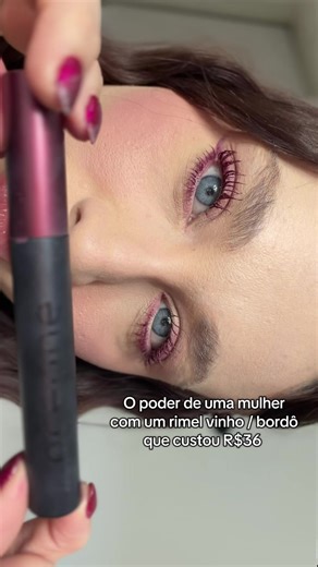 Máscara de cílios boa e barata existe sim. 👀 A Máscara de Cílios Tubing da Oceane alonga, define e deixa os cílios bem separados, com aquele efeito de cílios mais longos e naturais. O diferencial da tecnologia tubing é que ela envolve cada fio, dando mais definição e saindo facilmente com água morna, sem borrar. ✨ Alonga ✨ Define ✨ Não borra fácil E tudo isso por menos de R$35. #mascaradecilios #rimel #oceane #ciliosperfeitos #makefacil