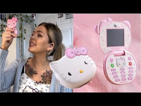 TRYING THE HELLO KITTY FLIP PHONE | Rose Ann Darcy