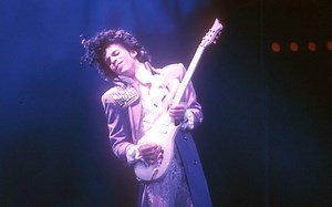 Prince- Purple Rain (RARE & Great Solo)(Live Syracuse To