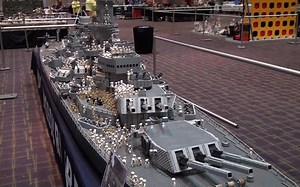 【乐高二战MOC】密苏里战列舰日本投降场景