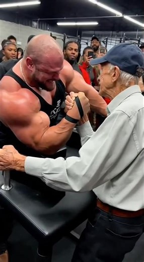 Countdown FAIL! 😂 Bodybuilder Chokes at "3"... Grandpa Wins!
