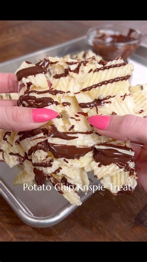 Potato Chip Krispie Treats with Chocolate 🤍 These are one of those snacks that disappear fast on game day. Crunchy, gooey, sweet, salty, and just a little over the top in the best way. Think classic Krispie treats but swapped with ruffled potato chips and finished with a drizzle of chocolate. They’re no-bake, super quick, and perfect for setting out during kickoff or halftime. This is the kind of snack people keep sneaking back for while pretending they’re just grabbing one more piece. Comment 