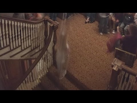 Photo Taken at 'Haunted' Hotel Captures Ghostly Image of a Girl in a White Gown