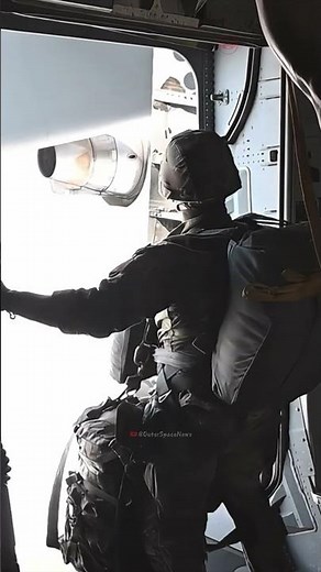 US Army Paratroopers in Action!