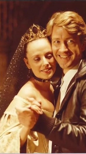 Virginia Madsen’s personal photo from the set of Dune 1984 with David Lynch animated by Grok. #lynch