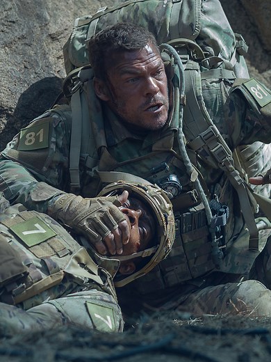 WAR MACHINE Starring Alan Ritchson Premieres March 6