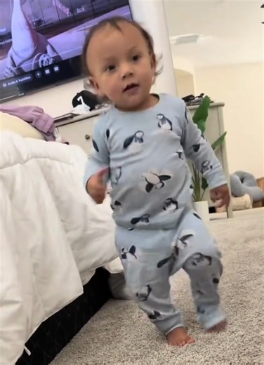 Zaza's Funny moments with Larry 😂😂 #zaza #larobenz #babyboy #funnybaby #babies @Laro Benz