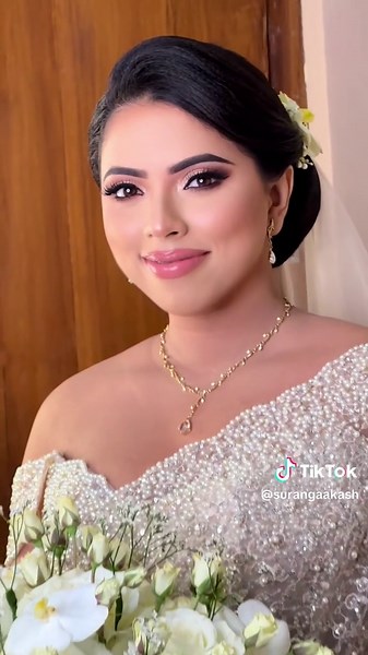 Transforming Brides with Stunning Makeup