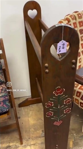 Just the sight of a quilt rack automatically makes me more relaxed.