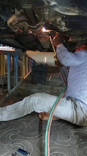 Exhaust Repair | How To Repair Exhaust Pipe | #youtube #automobile #ytshorts #welding #mechanic