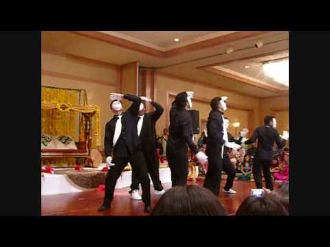 BEST MEHNDI DANCE EVER - 2009