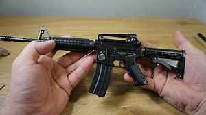 Unboxing miniature AR15 / M4A1 replica in 1:2 scale | ARO News