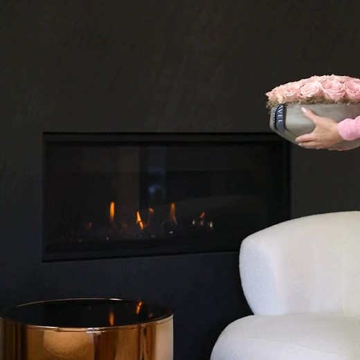 Roses that last a year or more. Gravel’s Forever Roses are elegant, low-maintenance, and designed to stay beautiful for a year or longer, without watering or fading. Crafted for longevity and styled for every space, they’re the perfect way to bring lasting color and sophistication into your home or office. Order today and enjoy free delivery within Glendale. | Gravel Florals and Curiosities