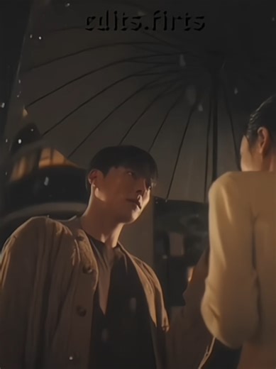 Romantic Moments in K-Drama: Dynamite Kiss