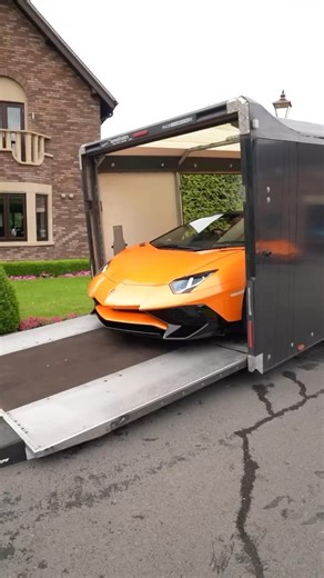 3 & 4 off the 6 Car Collection @carlhartley1 bought monday !! Lamborghini SVs Roadster & Coupe both humongous spec & delivery mileage Visit tomhartley.com #thedealmakers #iconic #hartleyestate🌺 “The Original Home Of Supercar Dealers” | Tom Hartley