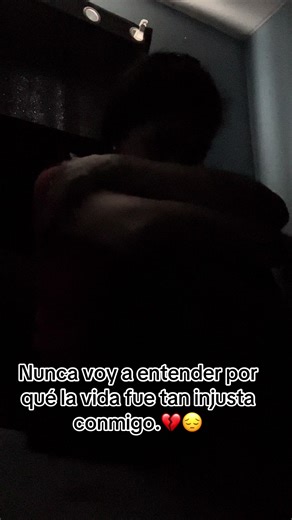 Es una ansiedad al no tenerte siento q mi mundo se viene abajo el tener q sobrevivir sinti es una lucha que me está costando solo le pido a Dios que algún día volvamos a estar juntas.