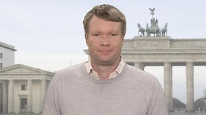 Signa-Holding stellt Antrag auf Sanierungsverfahren – Experte erklärt Auswirkungen und Möglichkeiten