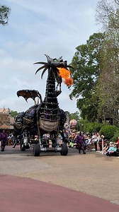 104K views · 3.7K reactions | Maleficent dragon breaths fire (twice) during Disney Festival of Fantasy Parade today at the Magic Kingdom. Prince Phillip also battles in this clip! #festivaloffantasy #maleficent #maleficentdragon #magickingdom #wdw #WaltDisneyWorld #princephillip #disneyworld #disneycharacters | Mousesteps | Facebook